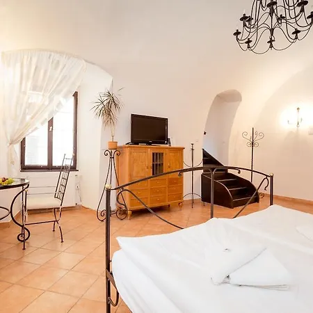 Zlaty Andel Hotell 4*